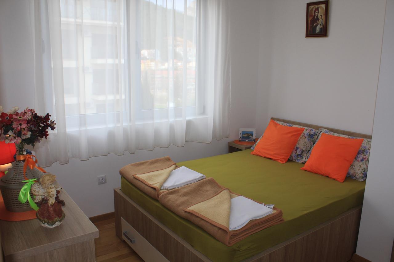בודווה Pjerotic Apartment מראה חיצוני תמונה