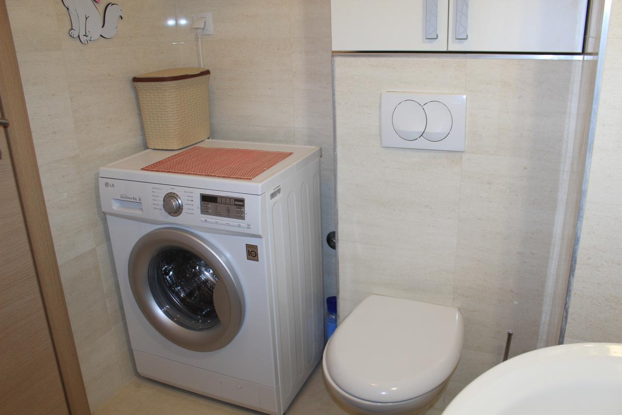 בודווה Pjerotic Apartment מראה חיצוני תמונה