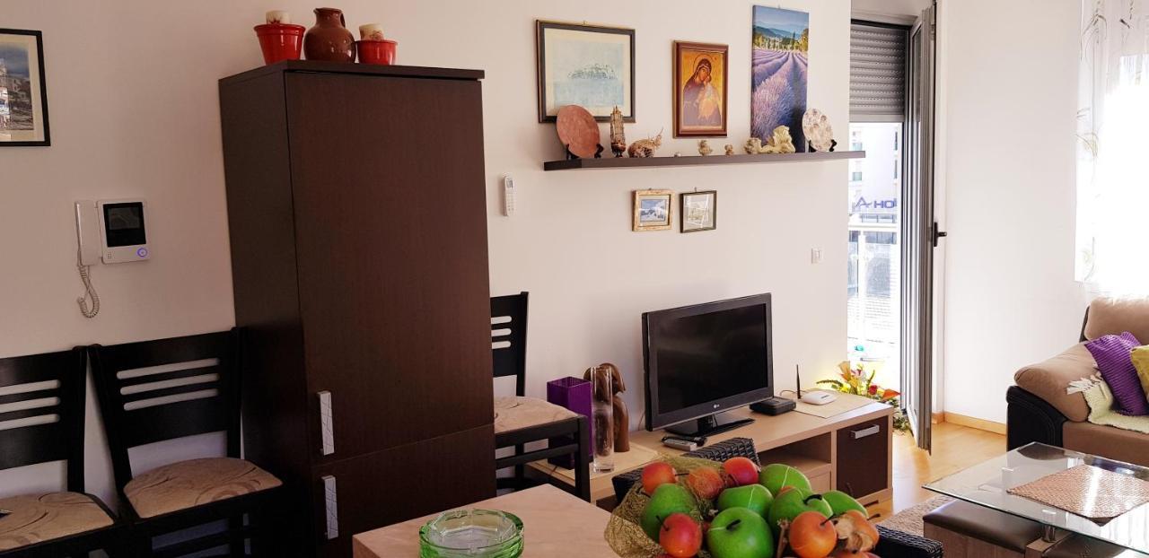 בודווה Pjerotic Apartment מראה חיצוני תמונה